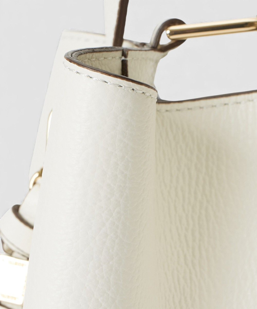 allureville ミニスクエアハンドバッグ オフホワイト (02)