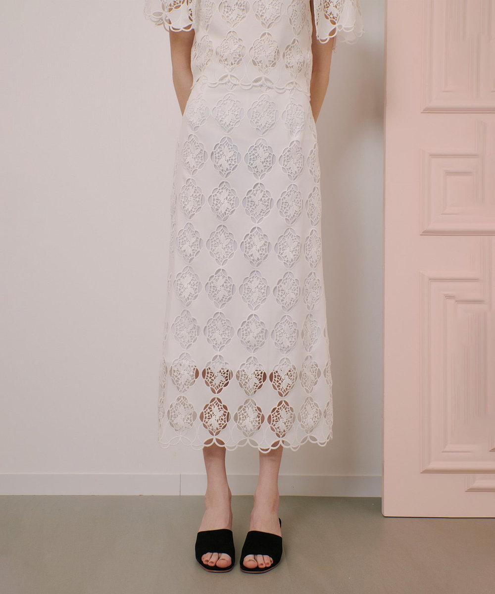 LOULOU WILLOUGHBY 【LOULOU WILLOUGHBY】タフタシシュウタイトスカート ホワイト (01)