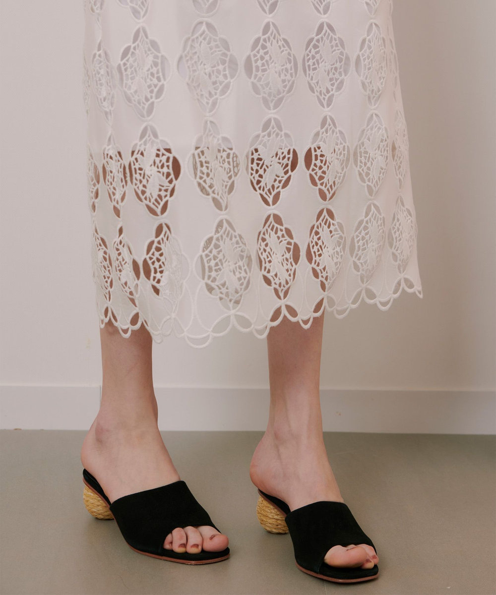 LOULOU WILLOUGHBY 【LOULOU WILLOUGHBY】タフタシシュウタイトスカート ホワイト (01)