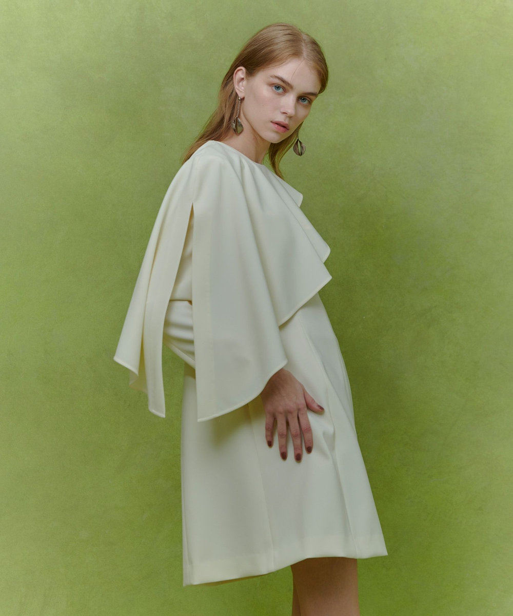 LOULOU WILLOUGHBY 【LOULOU WILLOUGHBY】2WAYケープワンピース オフホワイト (02)