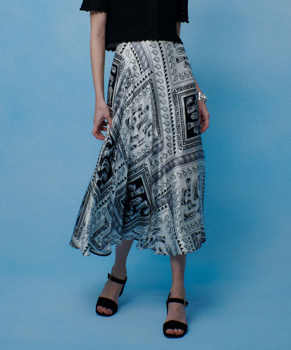 LOULOU WILLOUGHBY 【LOULOU WILLOUGHBY】ウエスタンスカーフプリントフレアスカート ブラック (95)