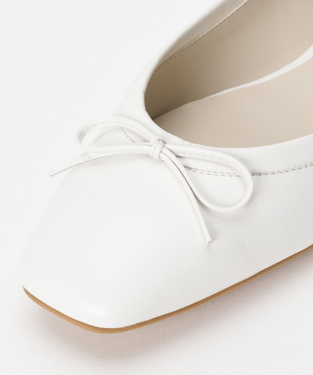allureville スクエアトゥバレエフラット ホワイト (01)