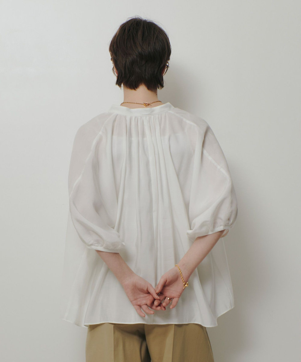 allureville ギャザーボリュームスタンドブラウス オフホワイト (02)