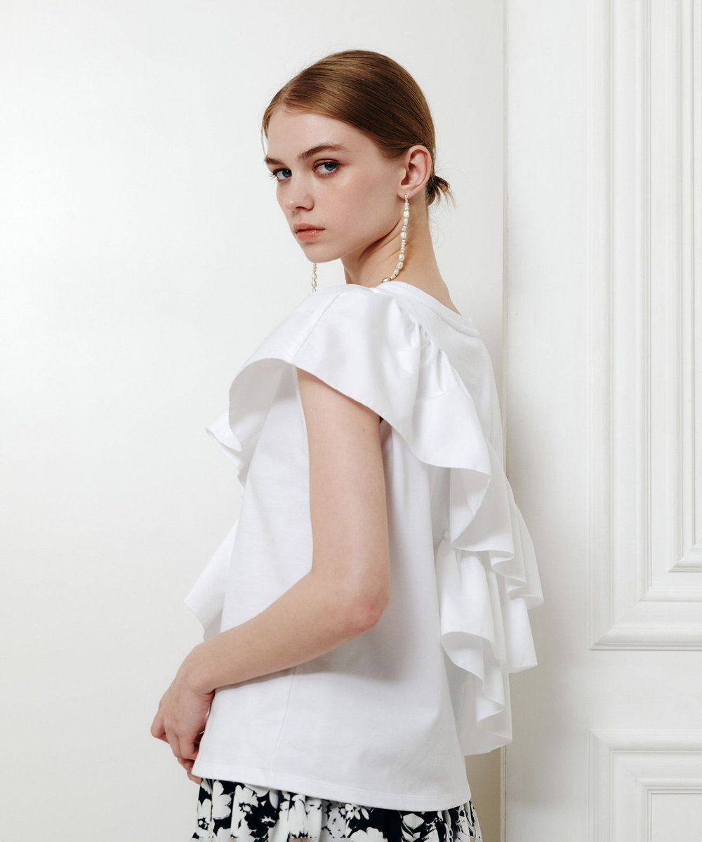 LOULOU WILLOUGHBY スパイラルフリルＴシャツ オフホワイト (02)