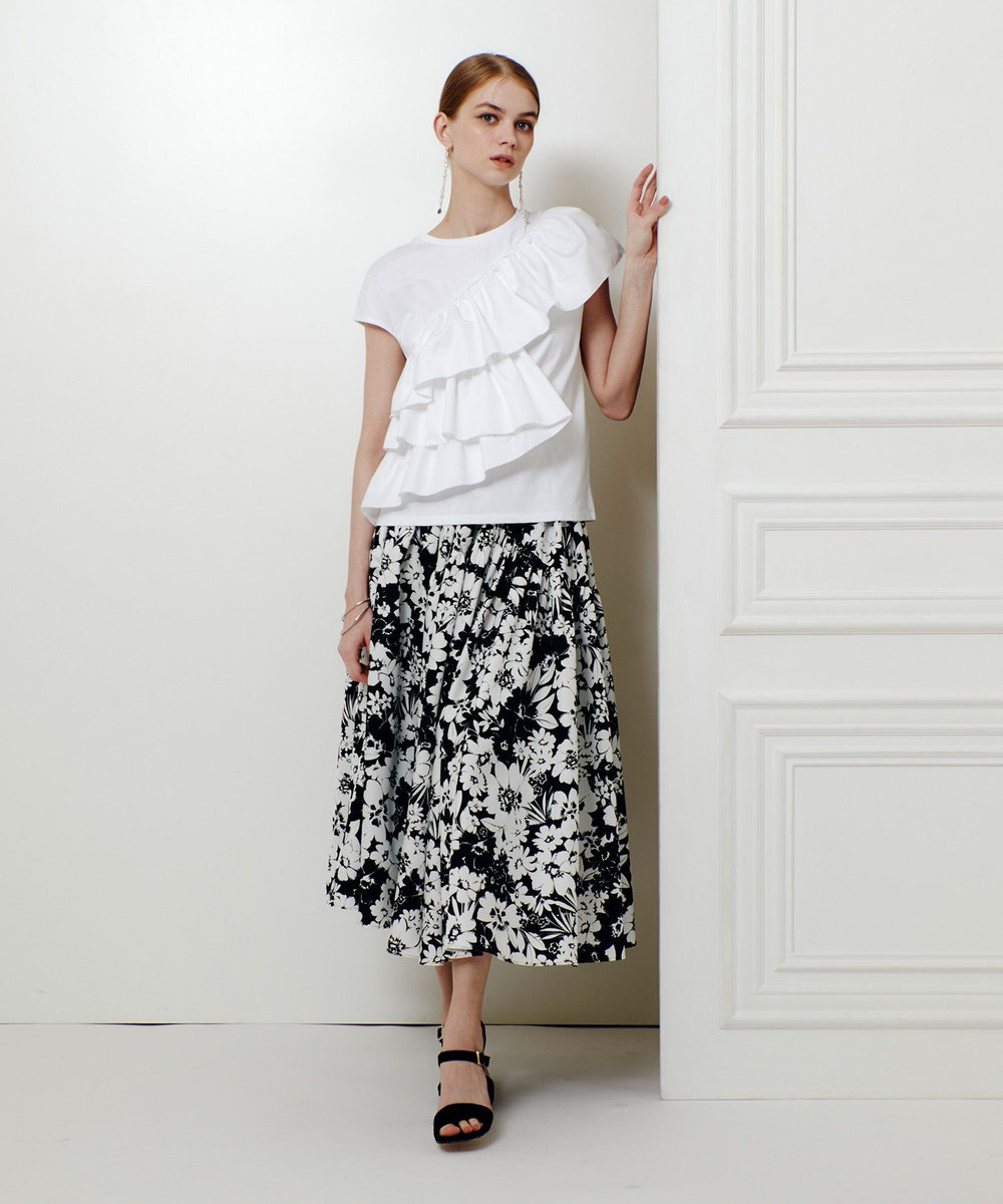 LOULOU WILLOUGHBY スパイラルフリルＴシャツ オフホワイト (02)