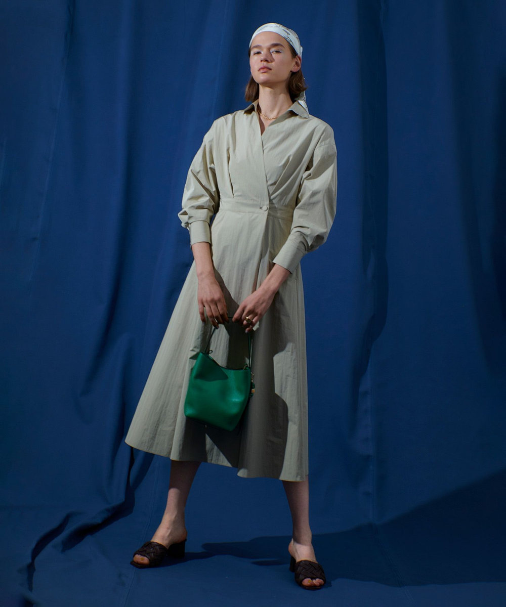 buying 【manipuri(マニプリ)】88×88 SILK SCARF アイボリー (04)