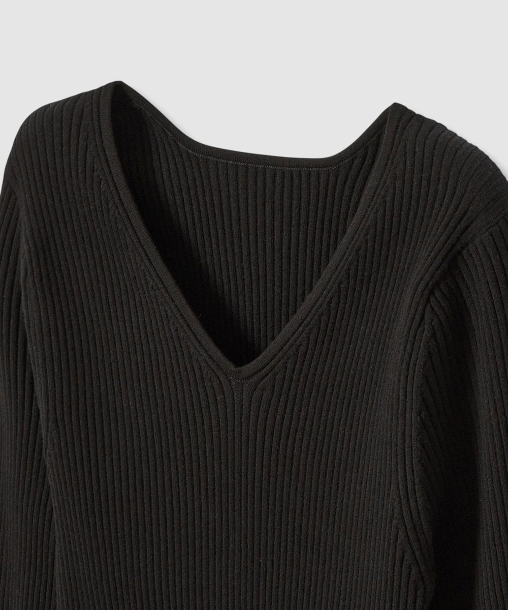 allureville 袖釦Vネックプルオーバー ブラック (95)