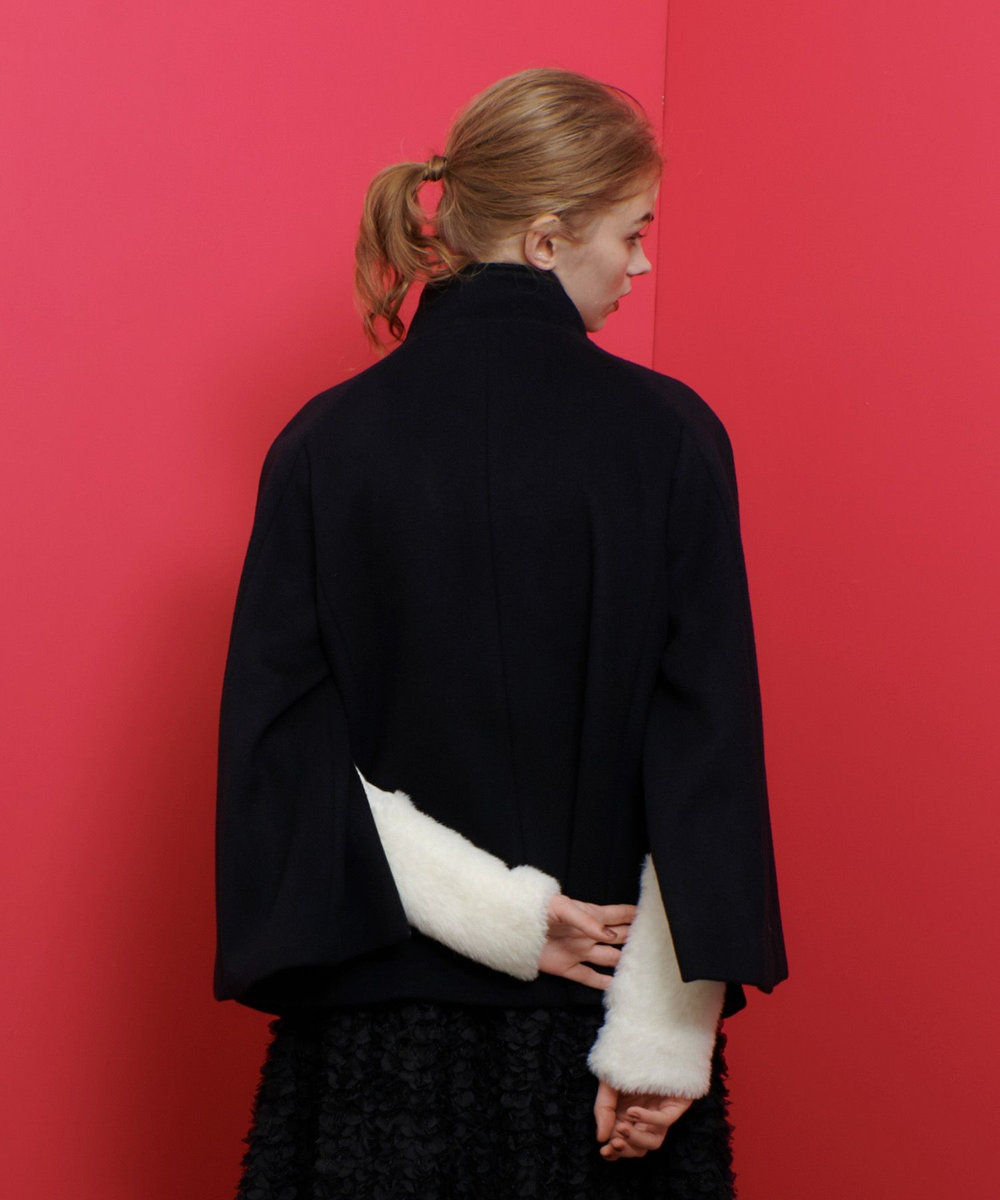 LOULOU WILLOUGHBY 【LOULOU WILLOUGHBY】シャルムビーバーケープ風コート ブラック (95)