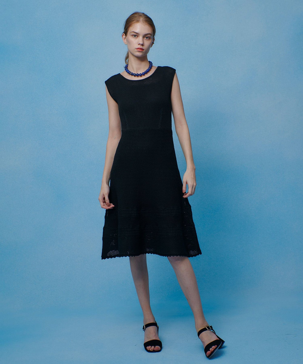 LOULOU WILLOUGHBY メッシュクロッシェミニワンピース ブラック (95)
