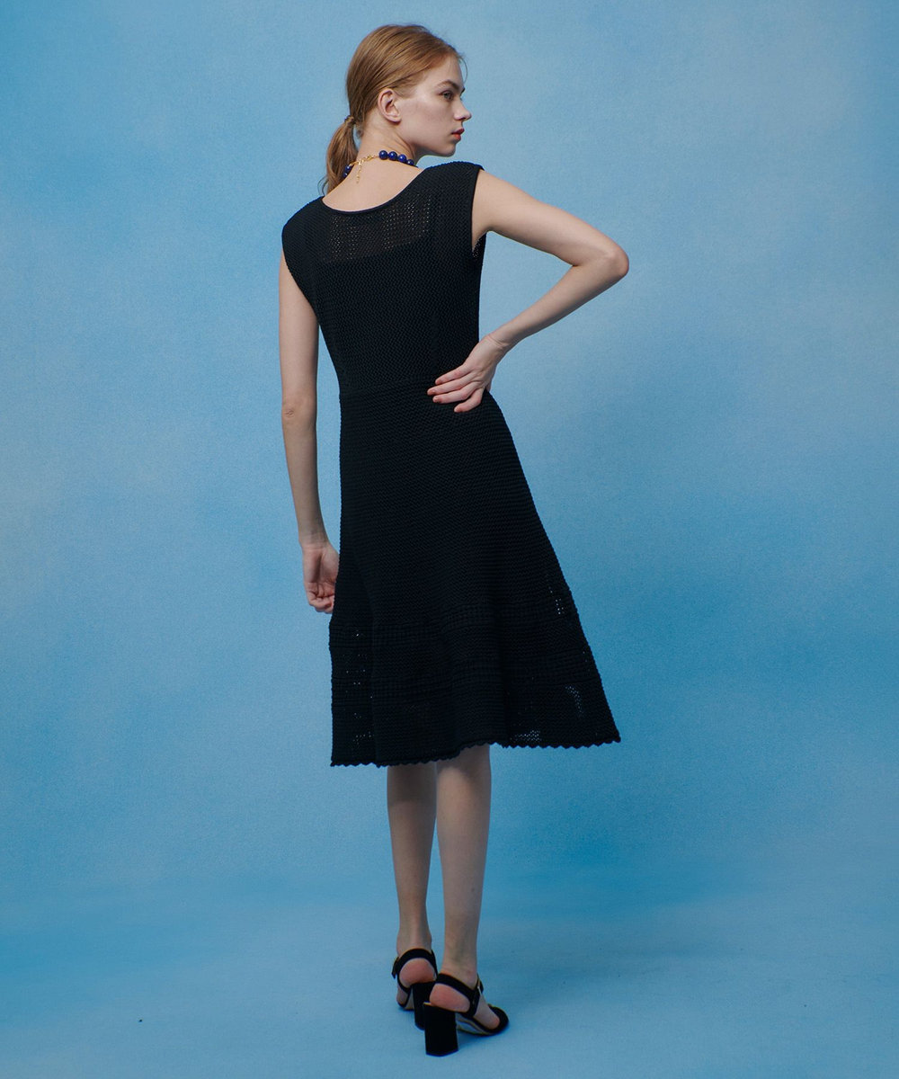 LOULOU WILLOUGHBY メッシュクロッシェミニワンピース ブラック (95)