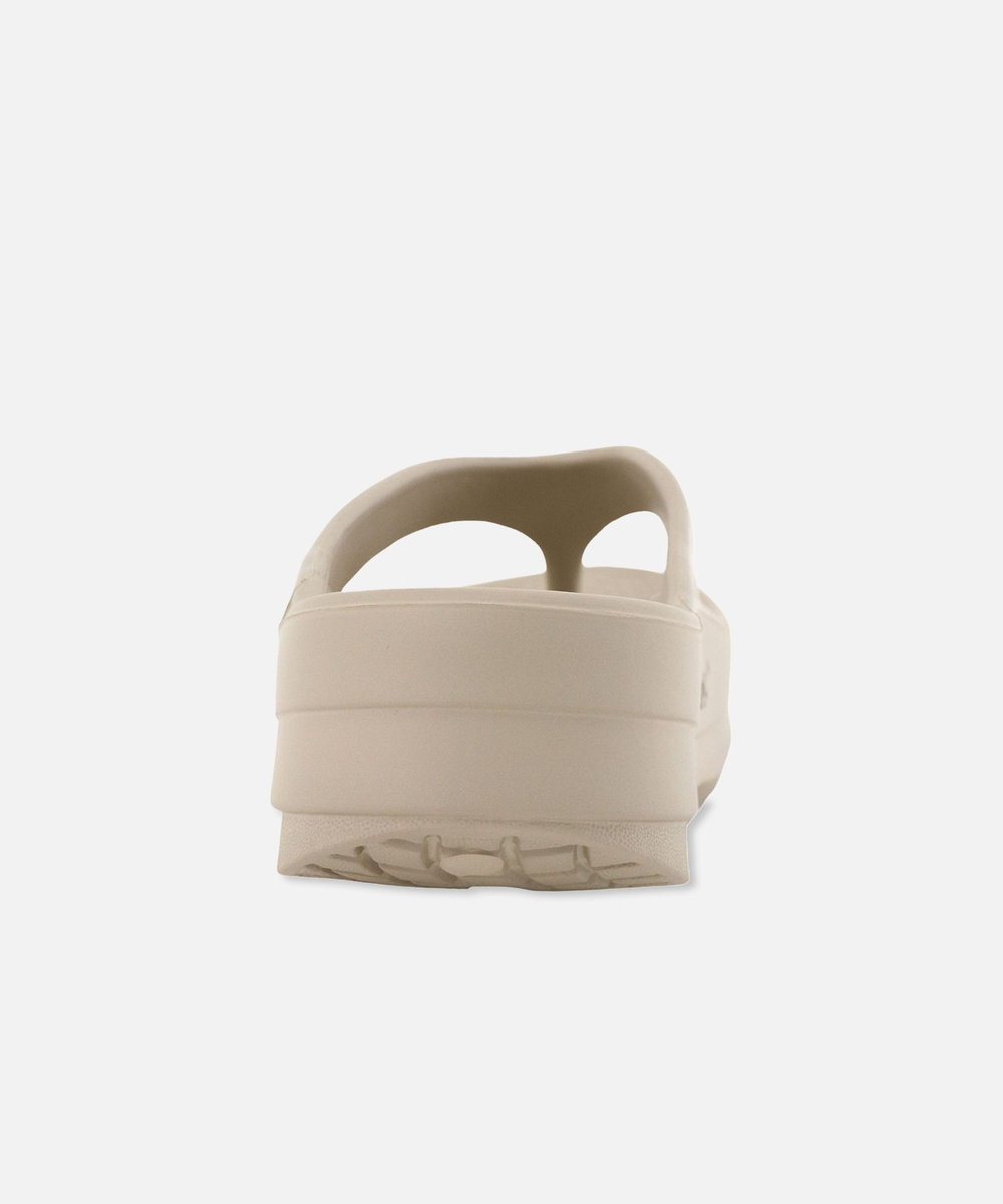 buying 【OOFOS(ウーフォス)】 OOMEGA ベージュ (14)