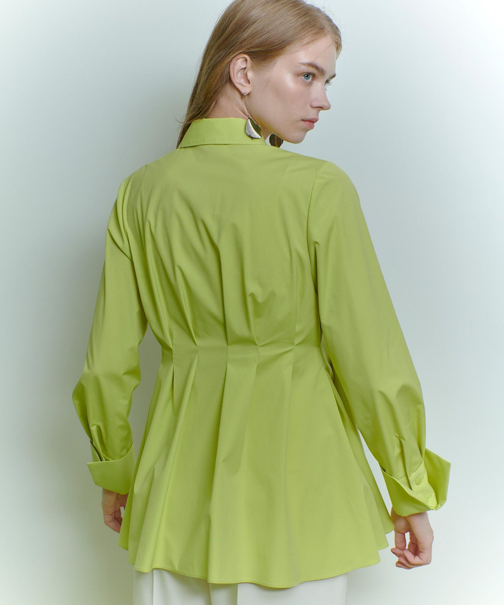 LOULOU WILLOUGHBY 【LOULOU WILLOUGHBY】タックシェイプシャツ グリーン (71)