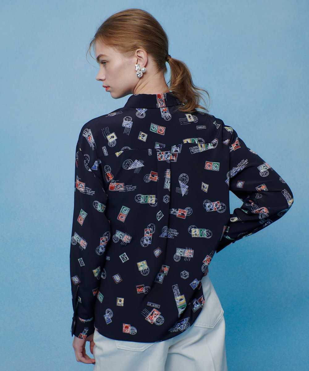 LOULOU WILLOUGHBY 【LOULOU WILLOUGHBY】レタープリントシャツブラウス ネイビー (65)