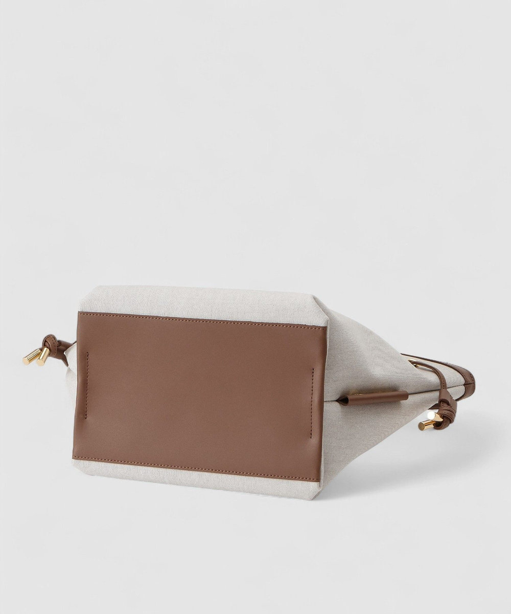 buying 【VIOLAd'ORO (ヴィオラドーロ) 】キャンパーキャンバストートバッグ ベージュ系 (19)