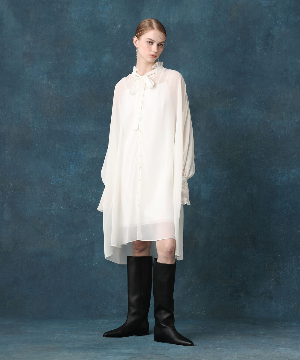 LOULOU WILLOUGHBY プリーツディテールシフォンワンピース アイボリー (04)