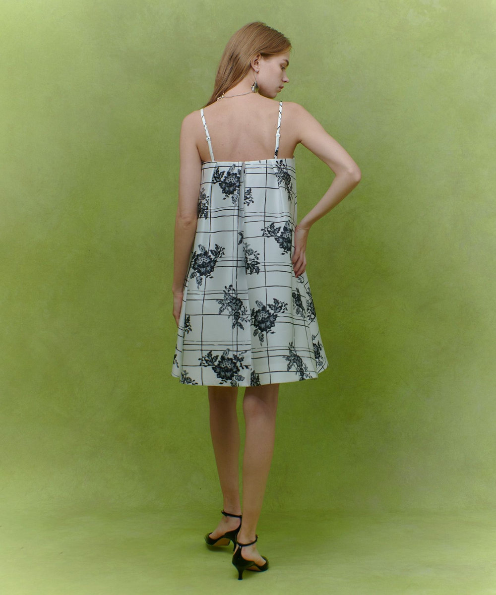 LOULOU WILLOUGHBY 【LOULOU WILLOUGHBY】SILK COフラワーチェックワンピース ホワイト系 (08)