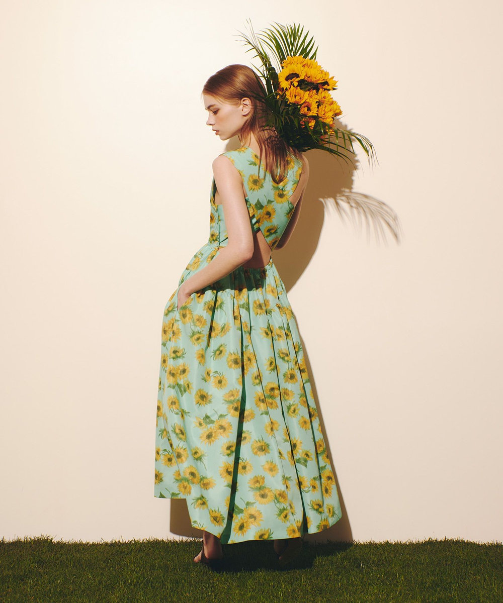LOULOU WILLOUGHBY  WEB 一部店舗限定【LOULOU WILLOUGHBY】サンフラワープリントバッククロスワンピース グリーン系 (74)