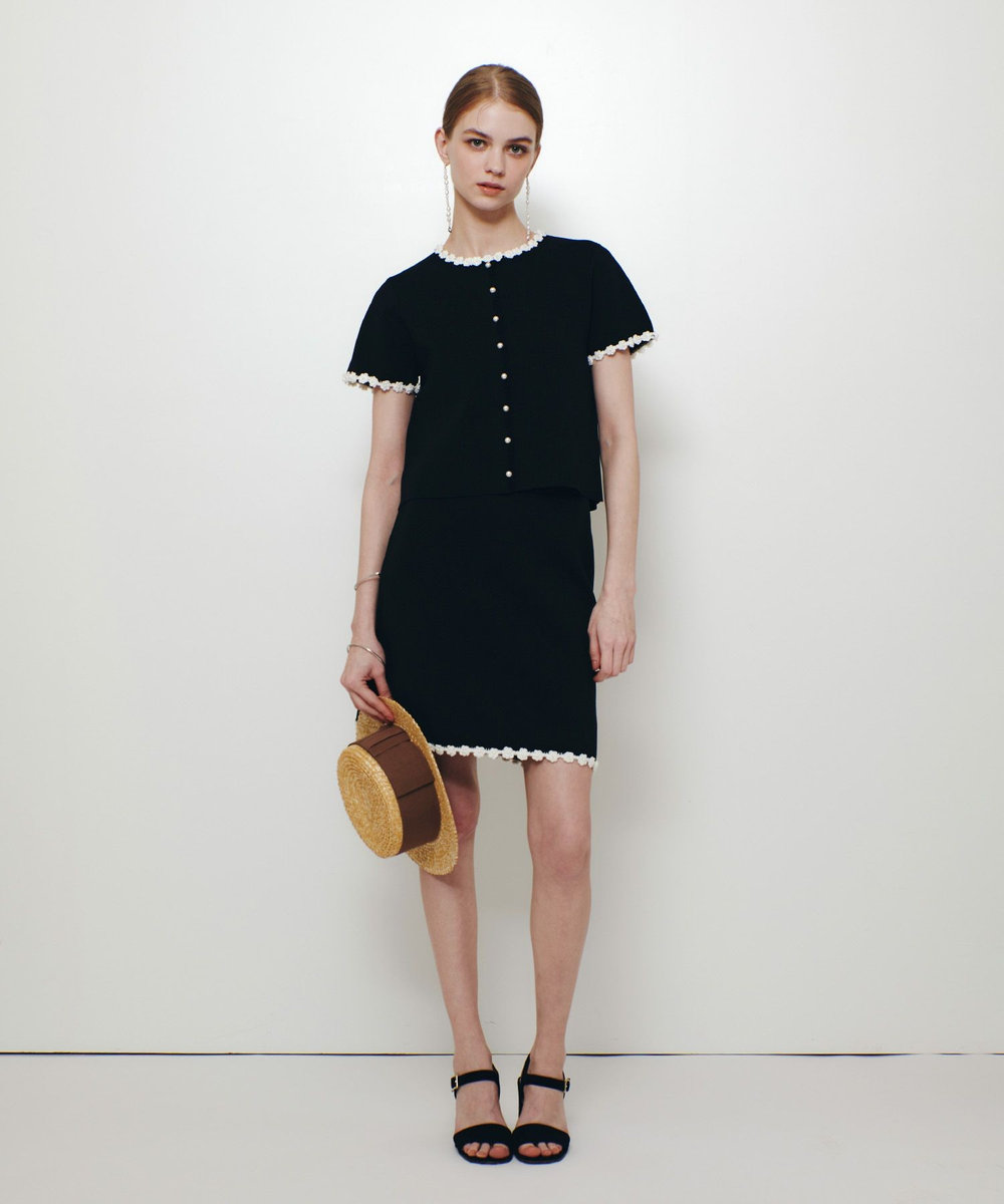 LOULOU WILLOUGHBY クロッシェフラワーミニスカート ブラック系 (98)
