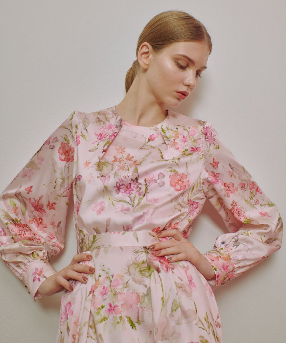 LOULOU WILLOUGHBY】RATTI ソフトフラワープリントブラウス