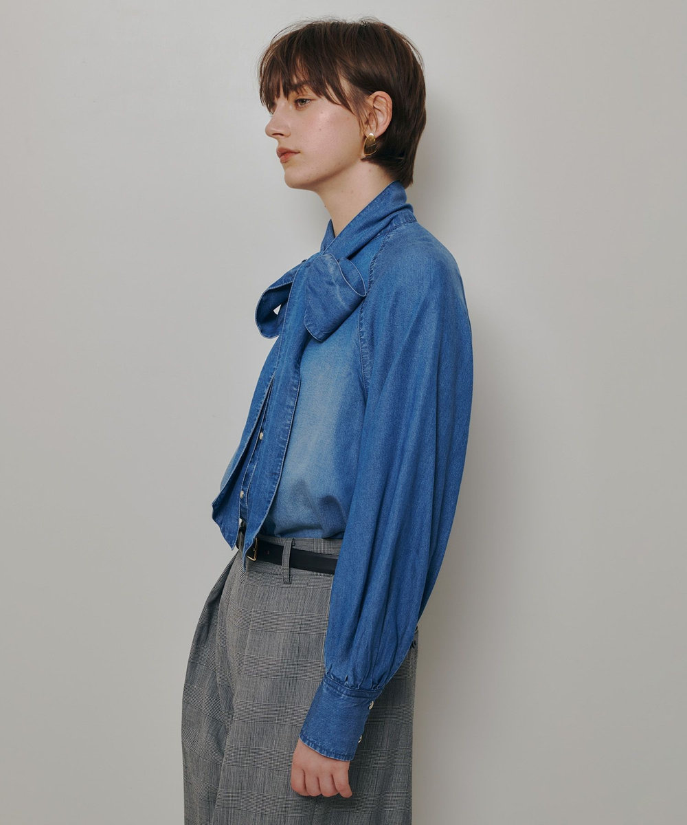 allureville 【WEB・一部店舗別注】デニムボウブラウス ブルー系 (68)