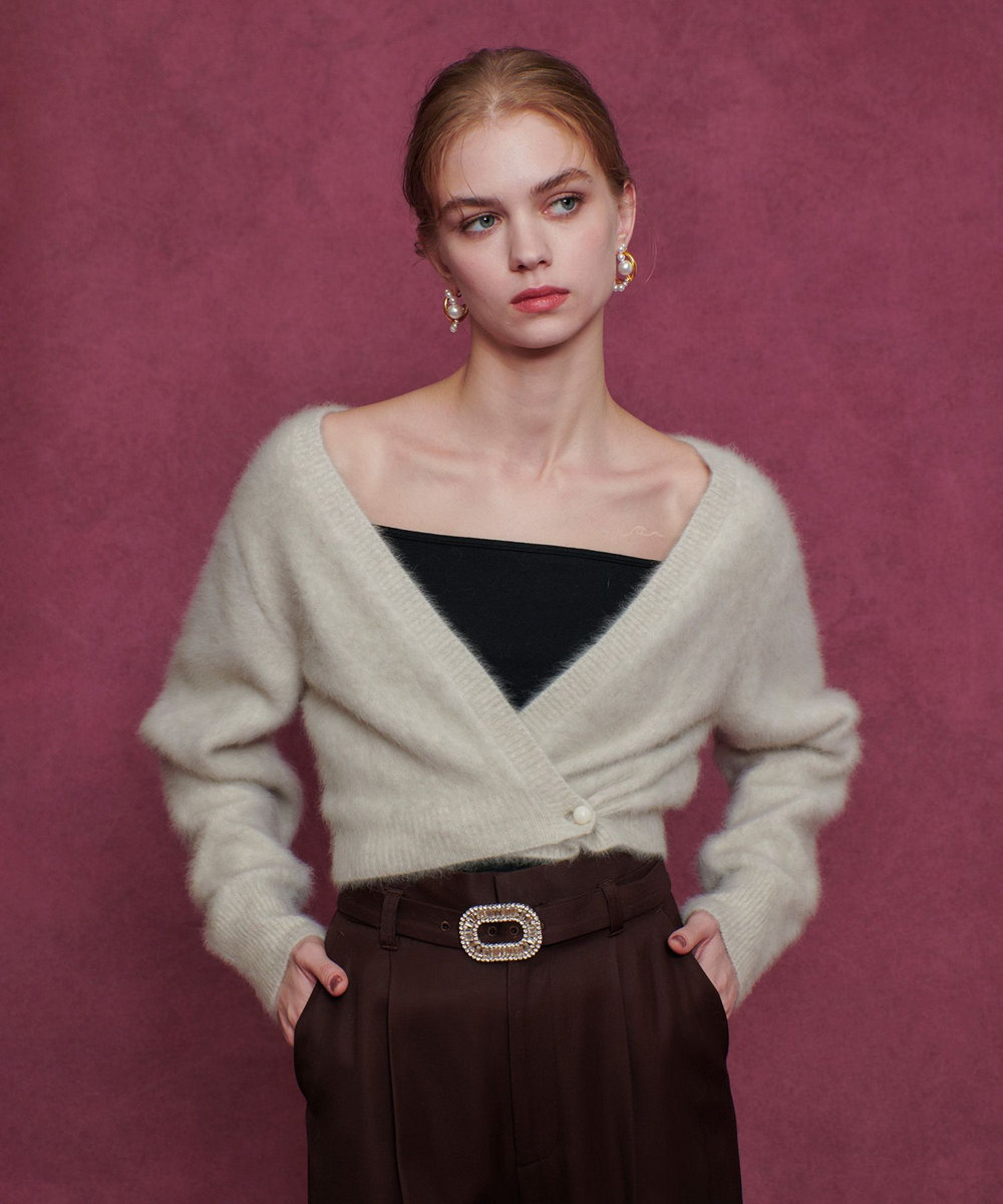 LOULOU WILLOUGHBY 【LOULOU WILLOUGHBY】カシミヤブレンドファー加工Ｖカーディガン ライトベージュ (12)