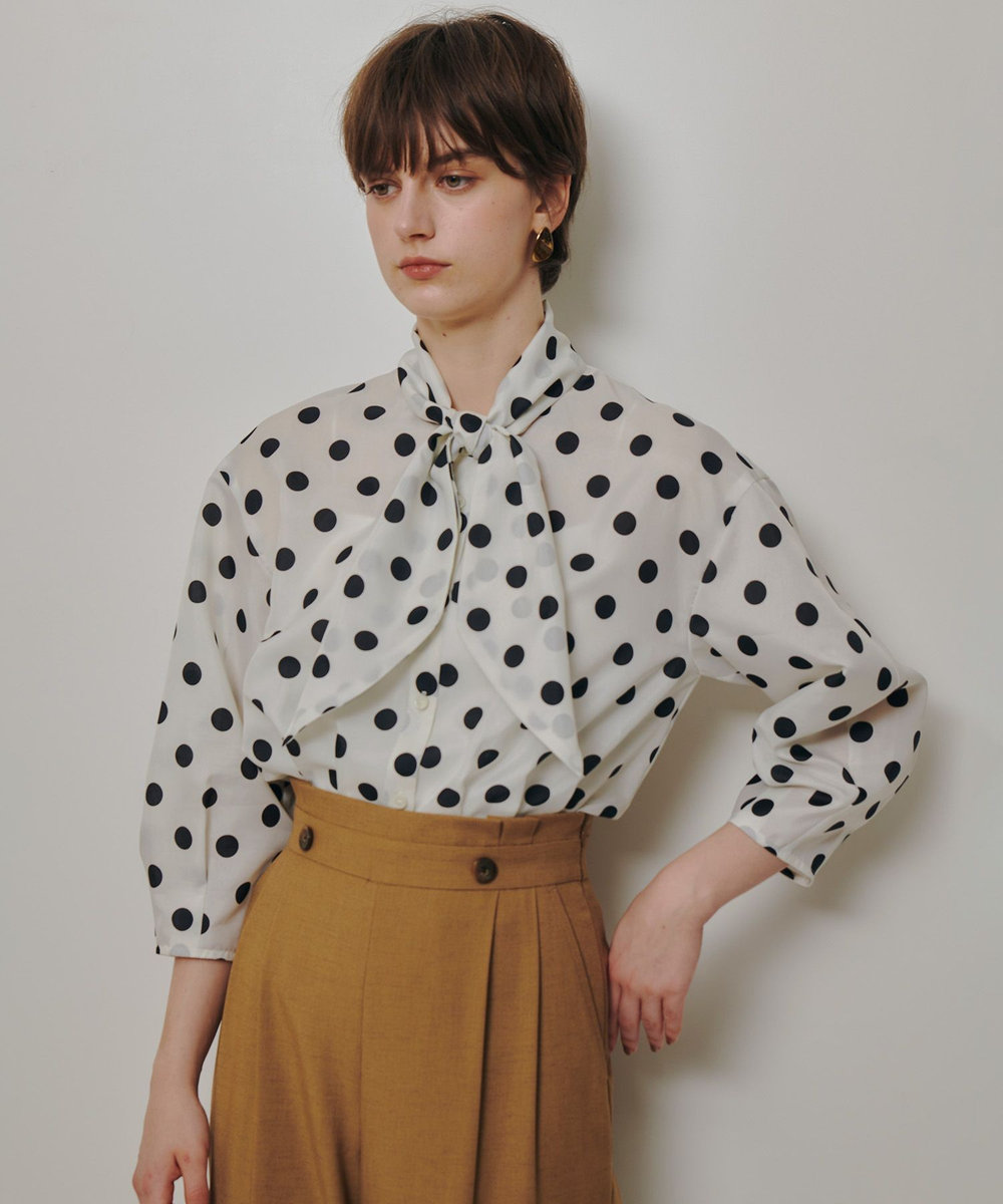 allureville ポルカドットブラウス アイボリー (04)
