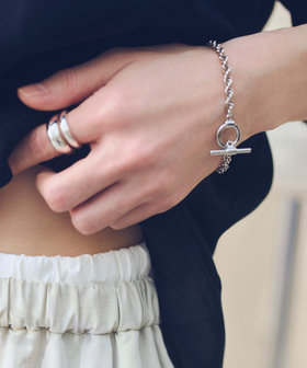 ツイストチェーンブレス