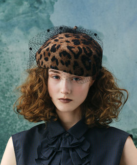 チ*ョ様 鶴デザイン ベレー帽 黒　SEXTET IMP. チュールツキベレー帽|allureville OFFICIAL SITE / ONLINE SHOP