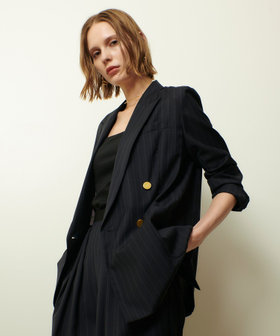 トリアセサイロピークドラペルジャケット