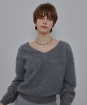 カシミヤブレンドファー加工Vプルオーバー|allureville OFFICIAL SITE