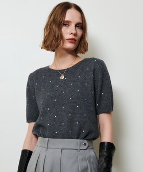 エンブロイダリードットプルオーバー