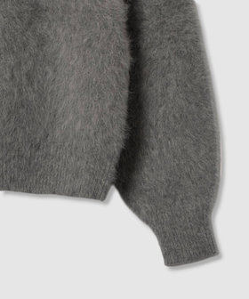 カシミヤブレンドファー加工Vプルオーバー|allureville OFFICIAL SITE