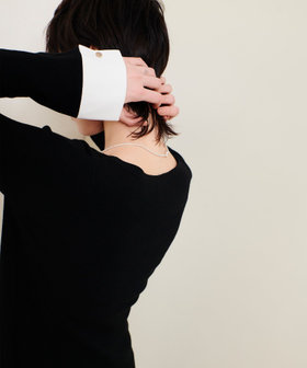 美品✨アルアバイル　シャツカフスコンビプルオーバー　2024AW 黒 美品✨アルアバイル シャツカフスコンビプルオーバー 2024AW 黒