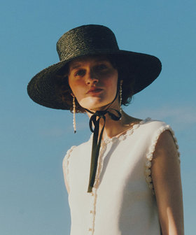 【LOULOU WILLOUGHBY】MIA STRAW CAPELINE