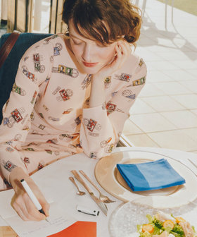 【LOULOU WILLOUGHBY】レタープリントワンピース