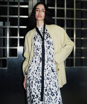 OFFICINAプリーツフレアワンピース|allureville OFFICIAL SITE