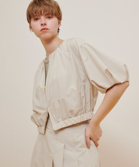 アルアバイル　マットタフタショートブルゾン ￥29,700 （税込） マットタフタショートブルゾン|allureville OFFICIAL SITE