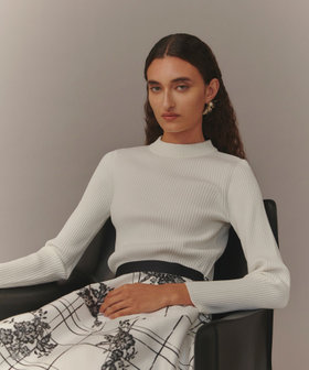 【LOULOU WILLOUGHBY】ホルターバックＶプルオーバー