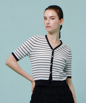 ソチッドウェービーV プルオーバー|allureville OFFICIAL SITE