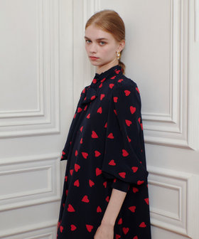 WEB限定【LOULOU WILLOUGHBY】デシンハートプリントフラッパー