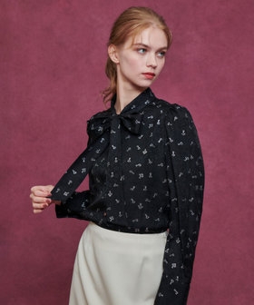 LOULOU WILLOUGHBY】KEYジャガードボウタイブラウス|allureville