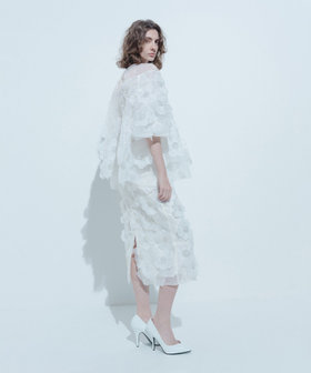 【LOULOU WILLOUGHBY】オーガンフラワータイトスカート