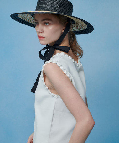 【LOULOU WILLOUGHBY】クロッシェフラワートリミングプルオーバー