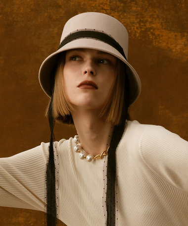 【PERRINE TAVERNITI(ペリーヌ タヴェルニティ)】 EDGAR PEARL NECKLACE