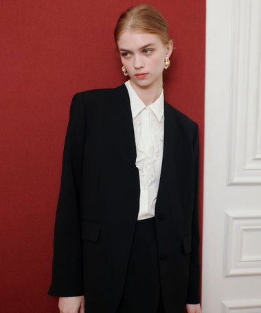 23SS✨ルルウィルビー　リネンノーカラーショートジャケット ブラック 23SS✨ルルウィルビー リネンノーカラーショートジャケット