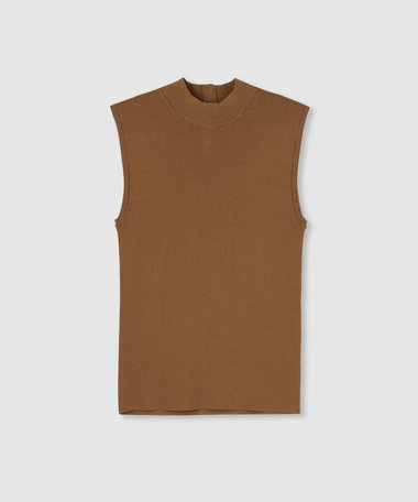 バック釦プルオーバー