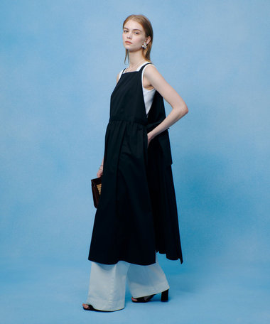 【LOULOU WILLOUGHBY】コットンサテンエプロンワンピース