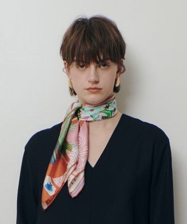 【manipuri(マニプリ)】65×65 SILK SCARF