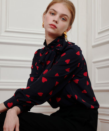 WEB限定【LOULOU WILLOUGHBY】デシンハートプリントボウタイ