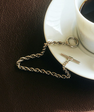 ツイストチェーンブレス